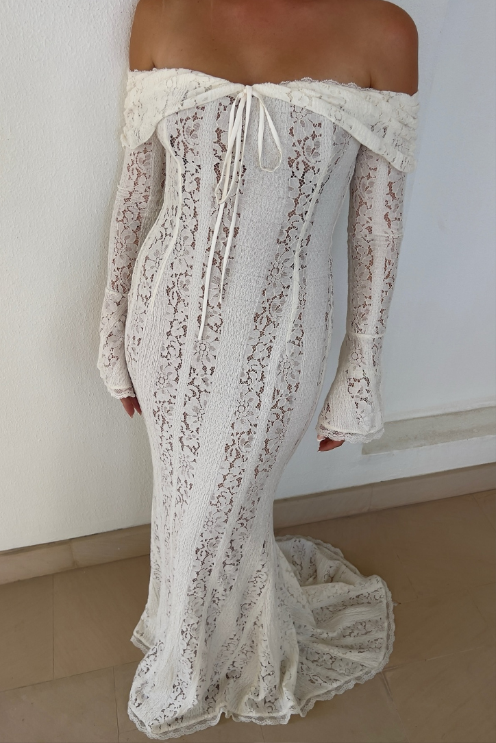 Rosie - Lace Maxi Dress